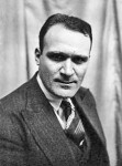 220px-1932.jpg