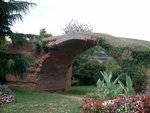 Restes de l'ancien pont de Auterive (près de Toulouse), emporté par une crue voici plus d'un siècle.